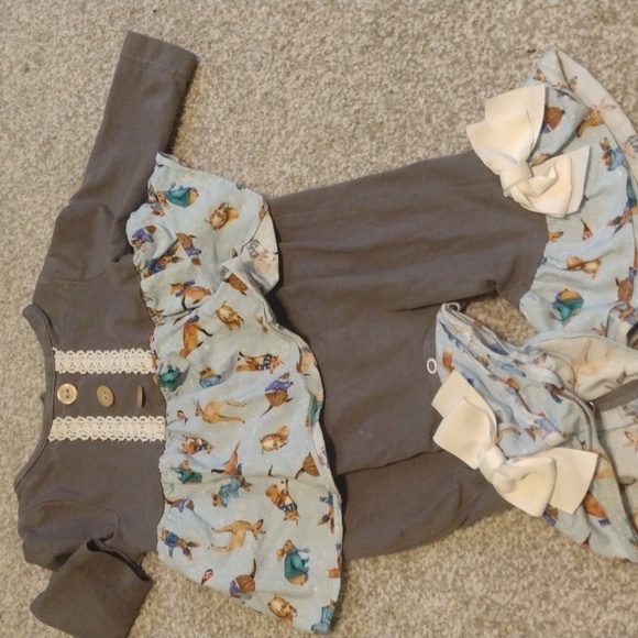 Ric Rac Ruffles  One Piece Outfits - Picture 3 of 4